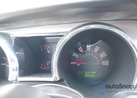 2008 Ford Mustang V6 Deluxe/V6 Premium from USA, damaged, VIN 1ZVHT80N285196801